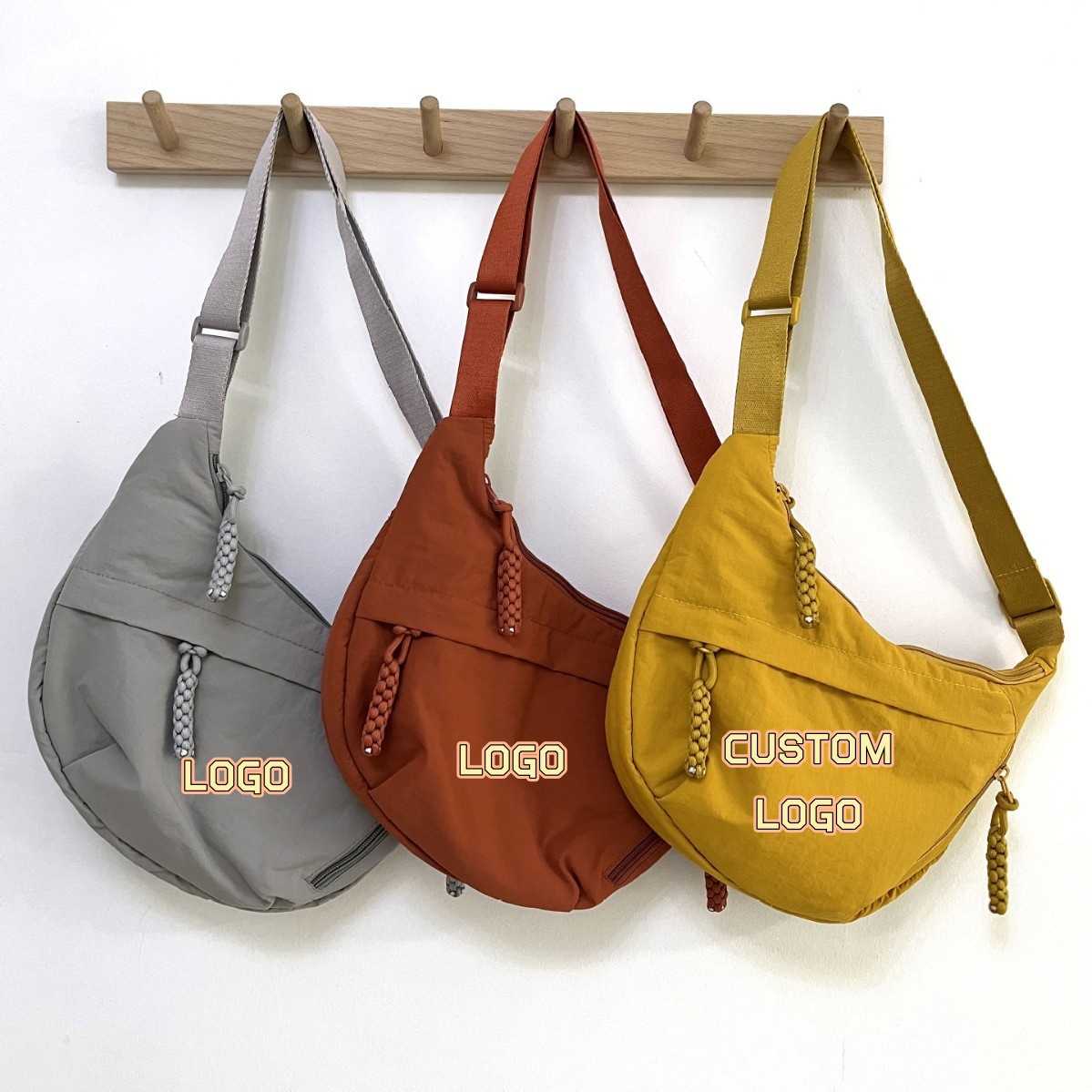 Tas Selempang Bulan Sabit Nylo - Half Moon Crescent ulasan dan harga